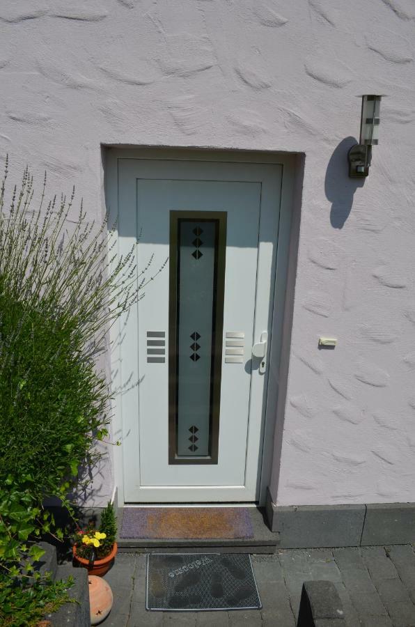 Ferienwohnung Bellerbergblick Ettringen (Rhineland-Palatinate) Exterior photo